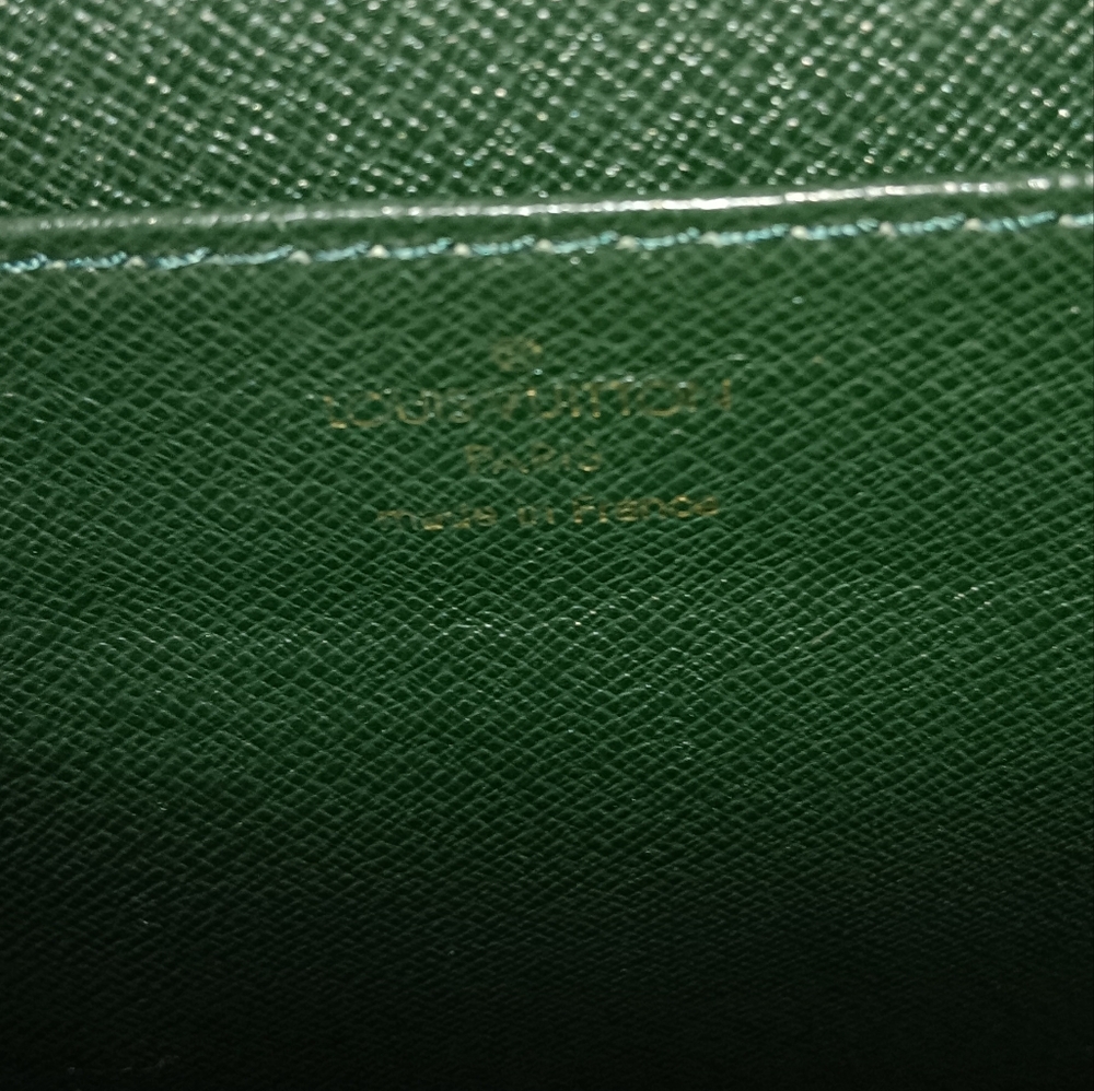 Louis Vuitton green Taiga briefcase with key - Picture 4 of 8